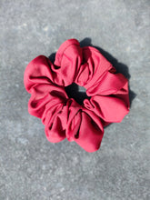 Load image into Gallery viewer, Zero Waste 90s Scrunchies

